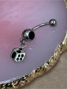BLACK GEM LUCKY DICE DANGLE BELLY BUTTON RING NAVEL RING PIERCING NEW 14 GAUGE